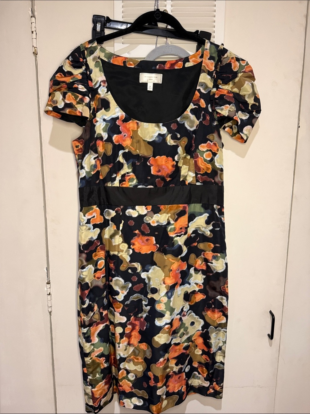 Moulinette Soeura Floral Scoop-Neck Puff Sleeve Dress in Black and Orange